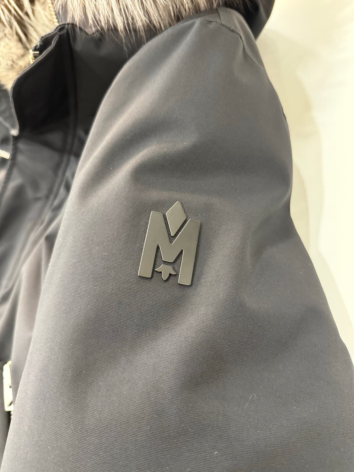 맥케이지 딕슨 42 사이즈 실버퍼 상품이미지3