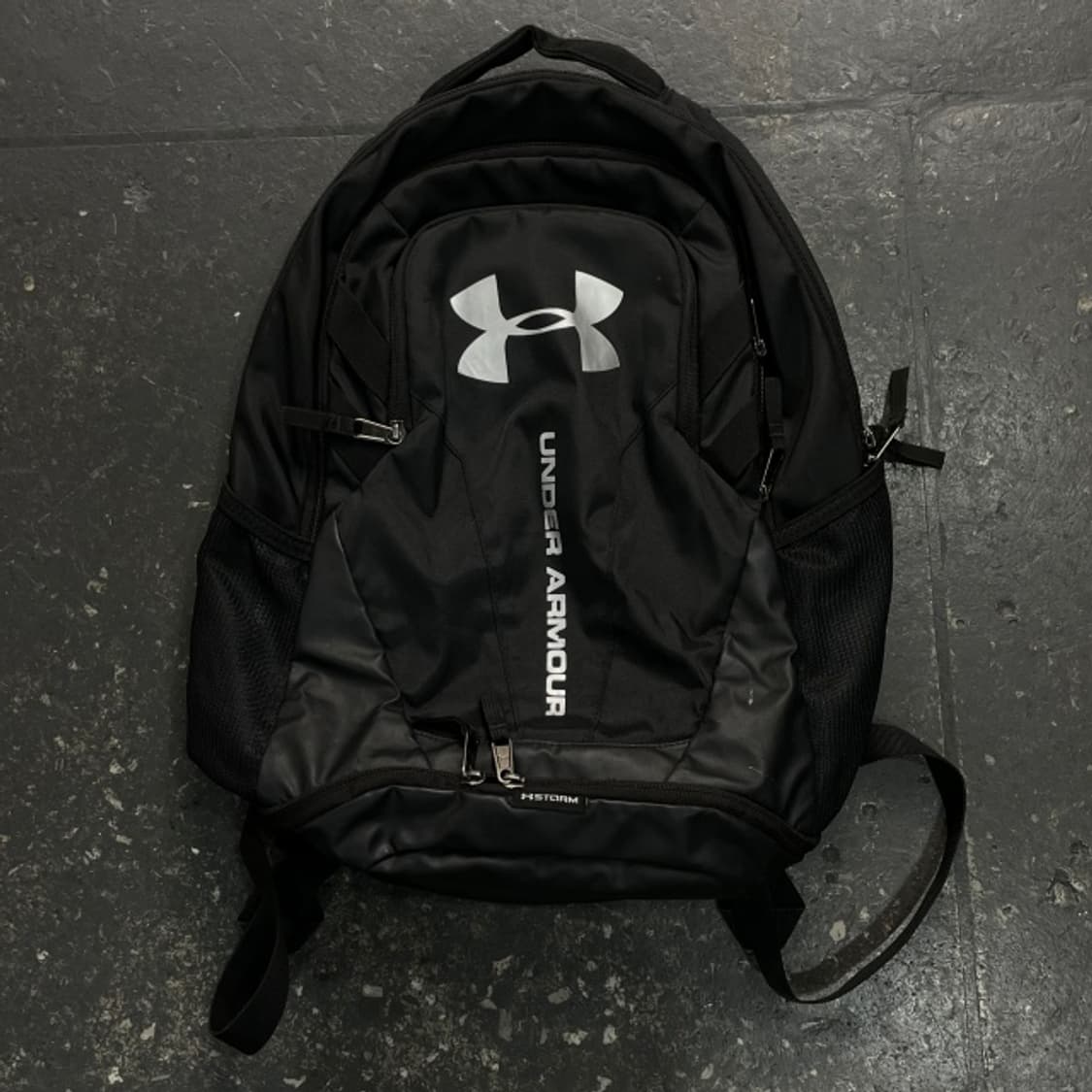 언더아머 백팩 상품이미지1