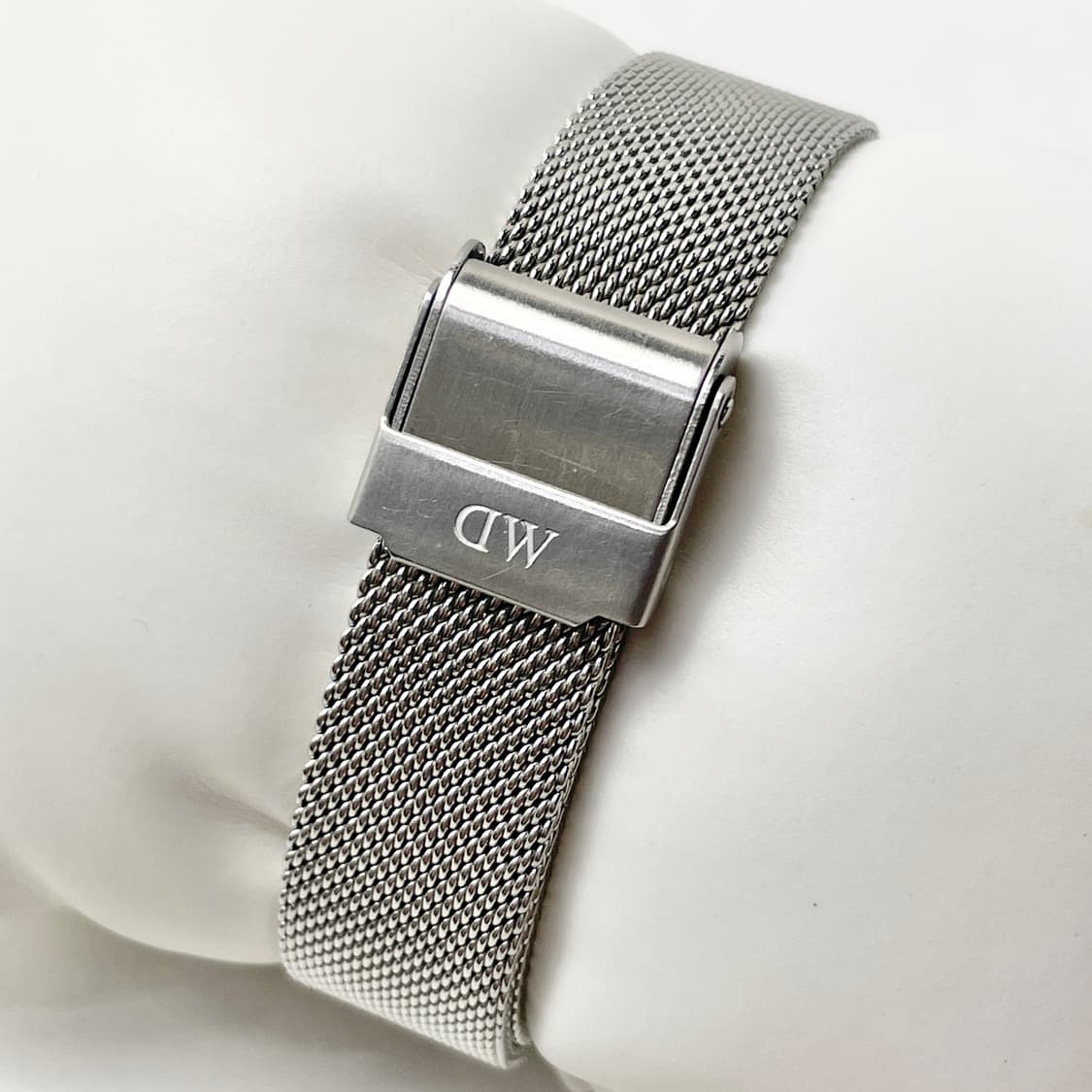 [중고] 다니엘웰링턴 클래식 실버 메탈 손목 시계 상품이미지2