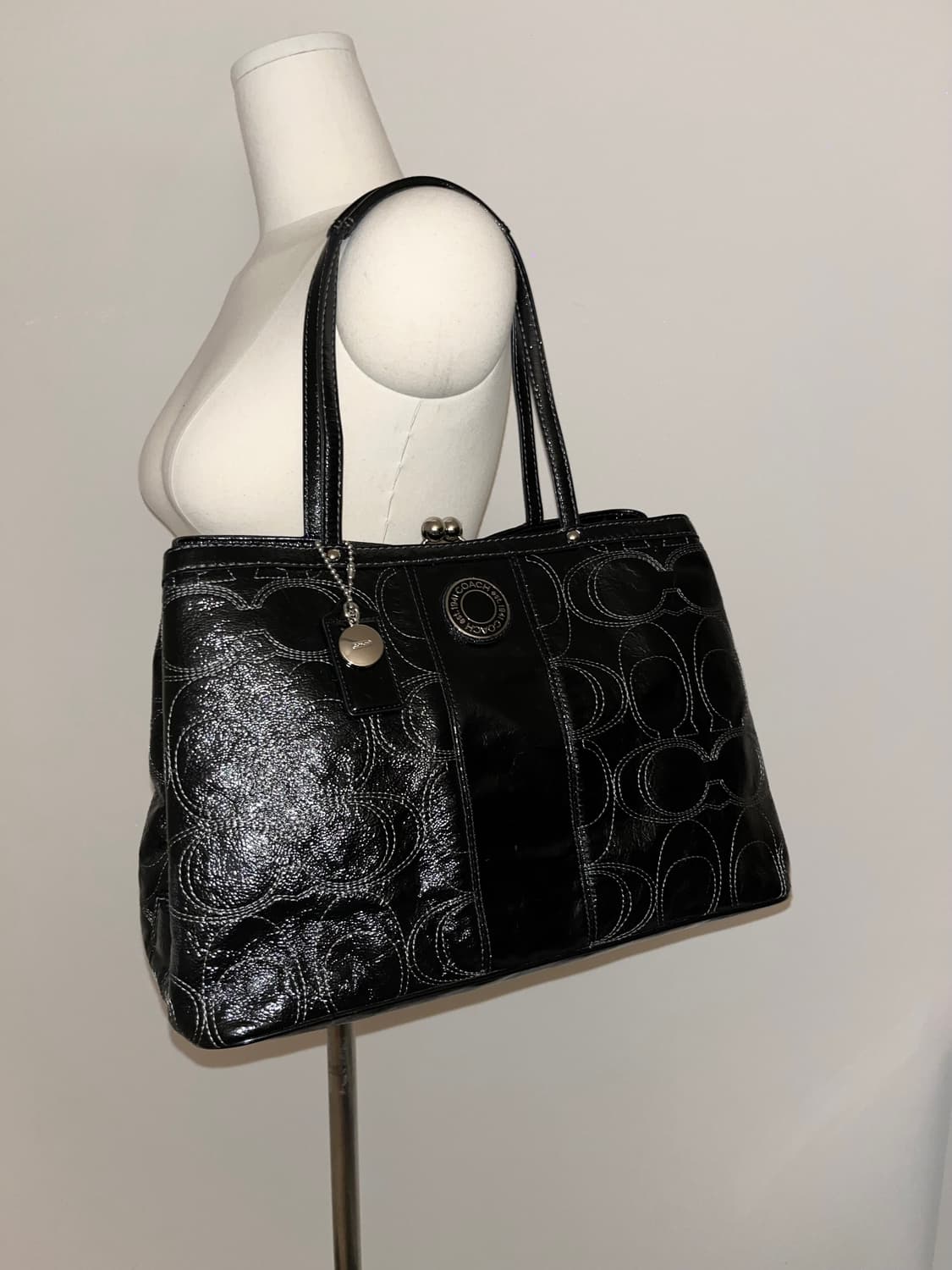 📦Coach White Stitch shoulder bag 상품이미지3