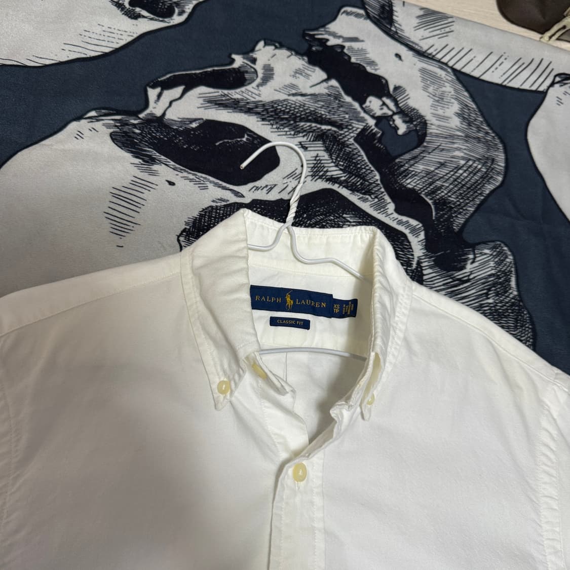 폴로랄프로렌 클래식핏 화이트셔츠 xs사이즈 상품이미지3
