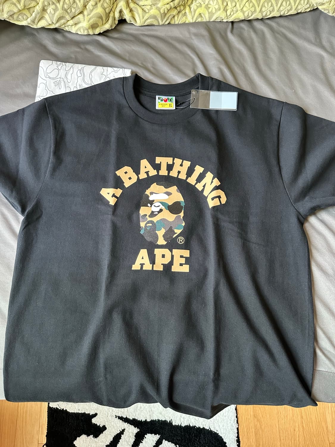 베이프 반팔티 블랙 XL 상품이미지2