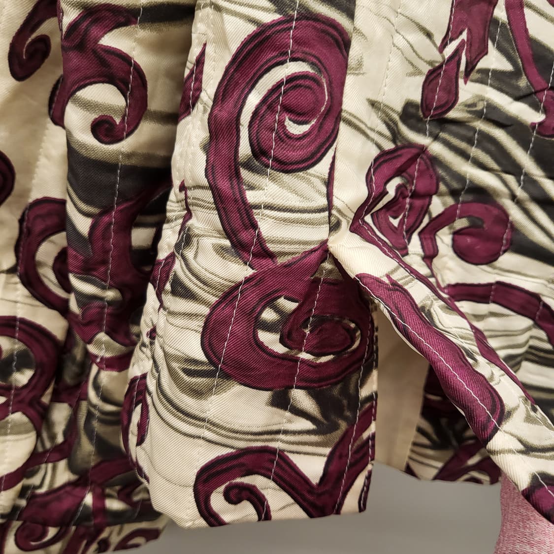 페라가모 패턴 퀄팅 자켓 상품이미지8