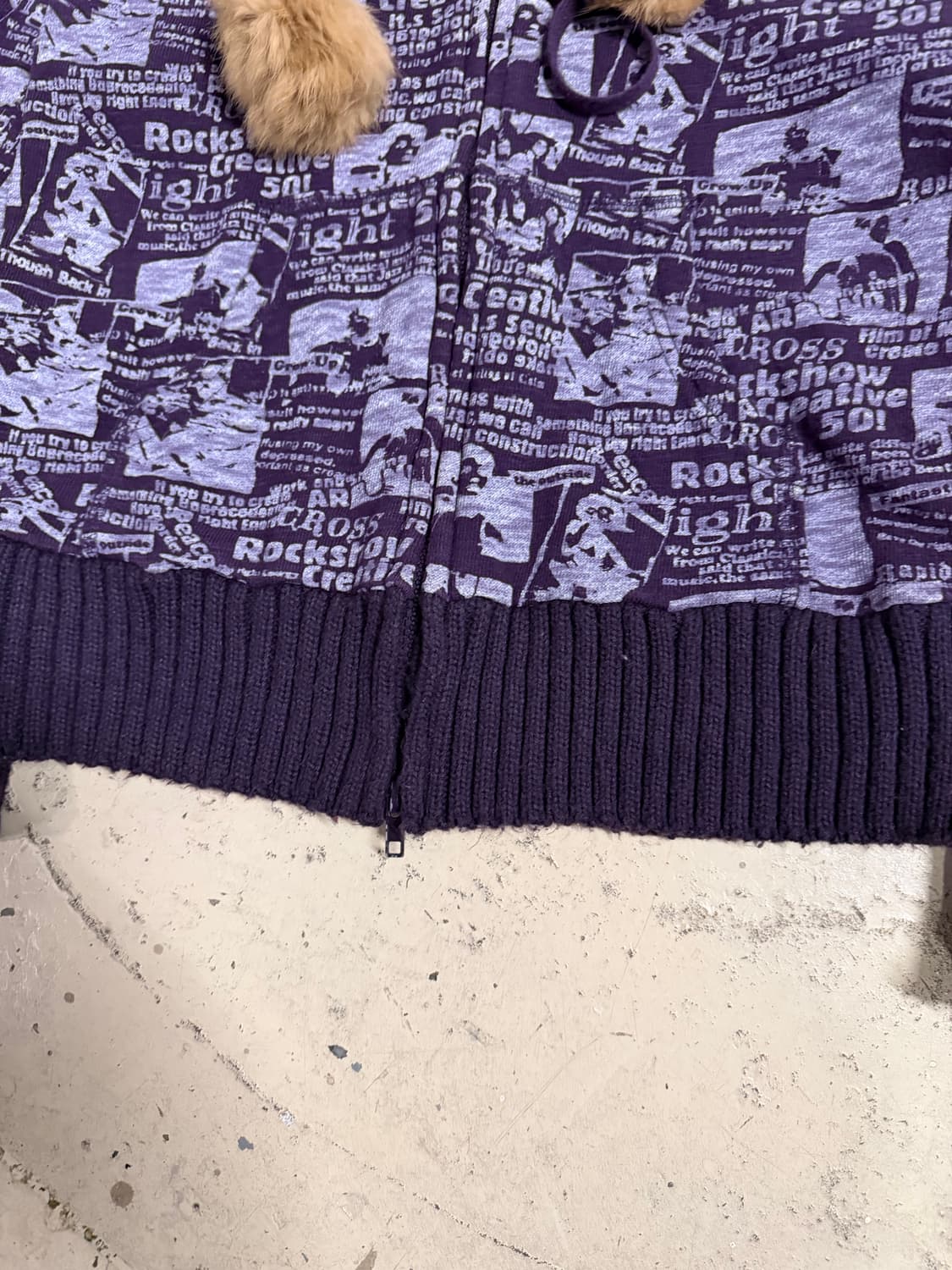 pom-pom newspaper printing hood zip-up 상품이미지8