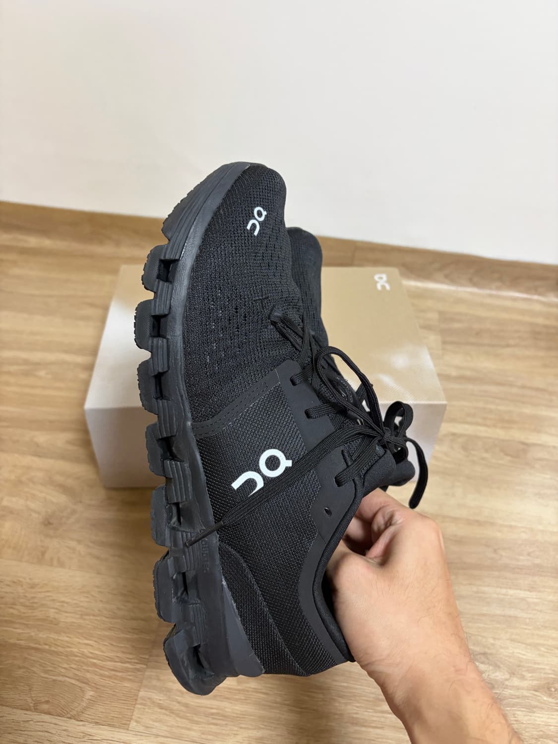 [270]온러닝 클라우드x4 블랙 상품이미지4