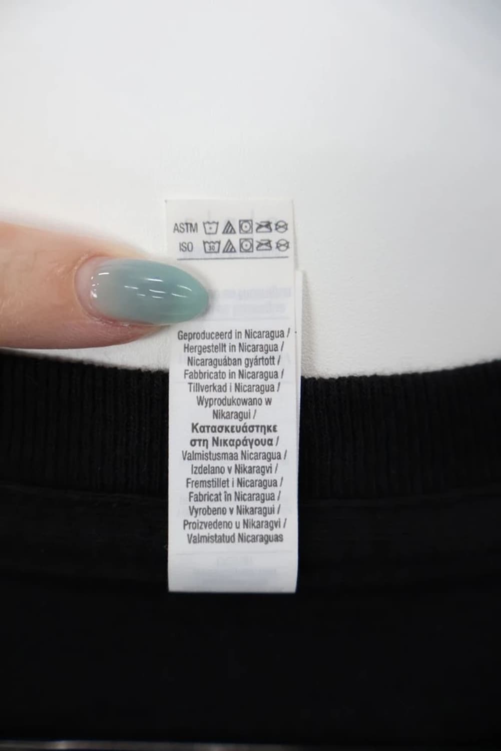 Loyalty Tattoo Graphic T-Shirt 상품이미지8