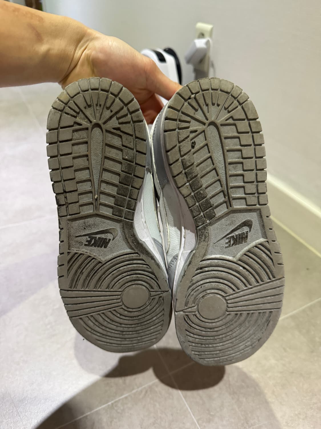 나이키 덩크 로우 울프그레이 상품이미지3