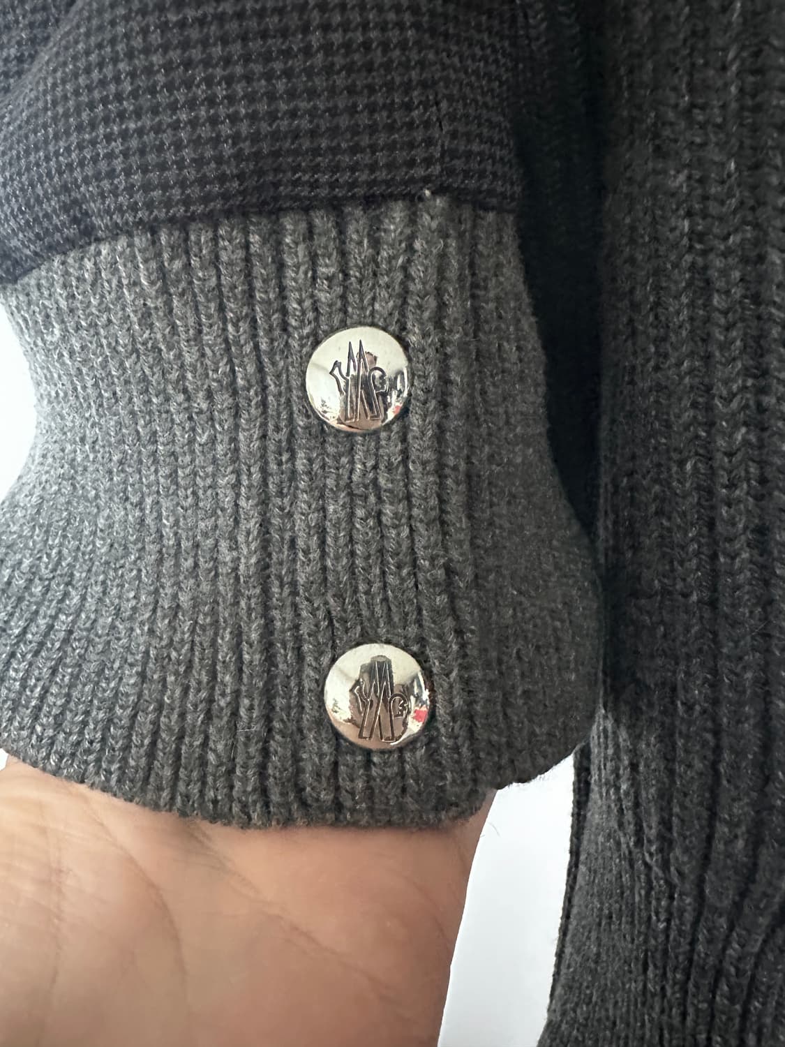 몽클레어 감마블루 울 캐시미어 집업 니트패딩 S 90-95 그레이 톰브라 상품이미지8