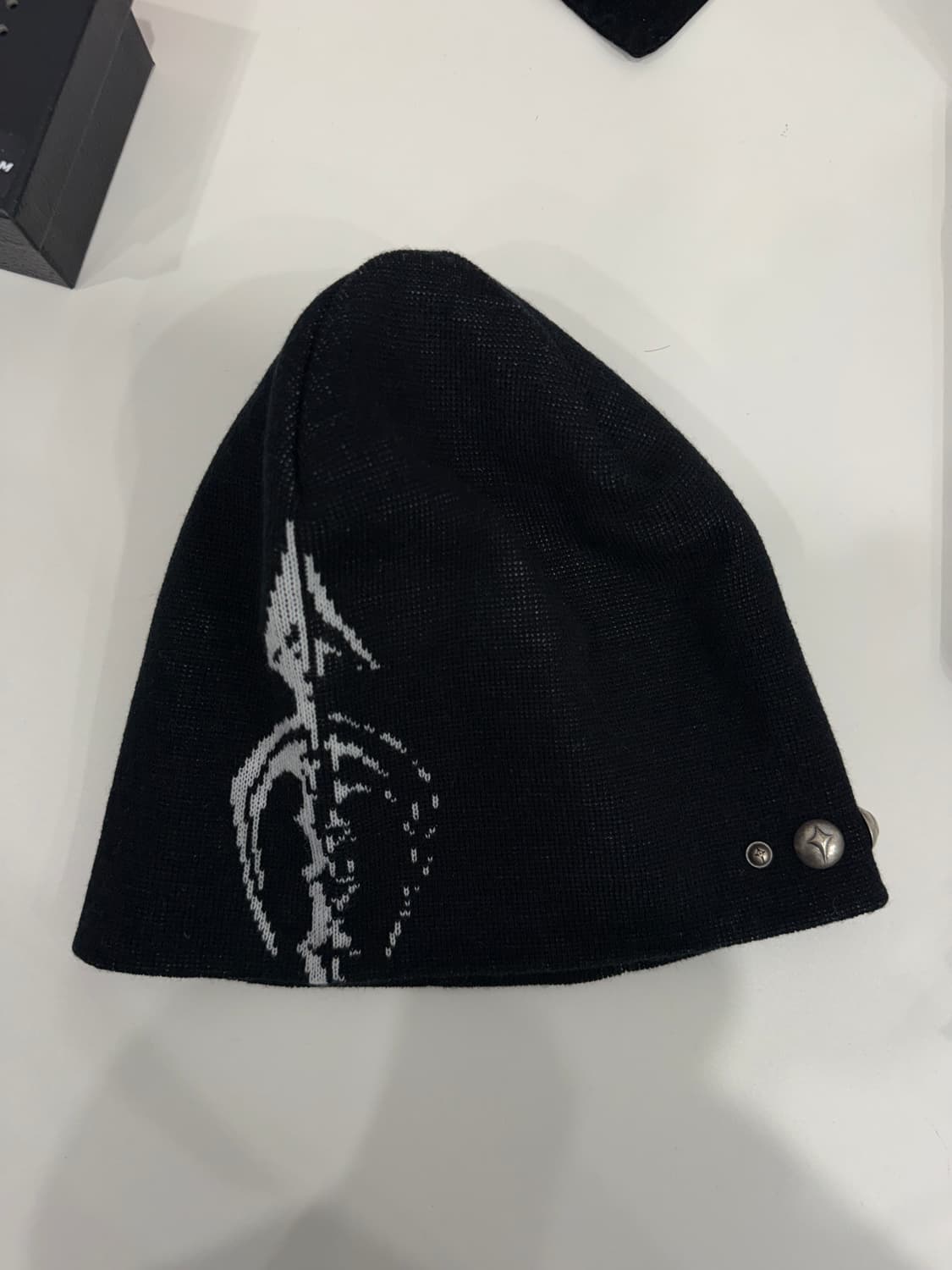 떠그클럽 아이언 스피어 핀 비니 블랙 상품이미지3