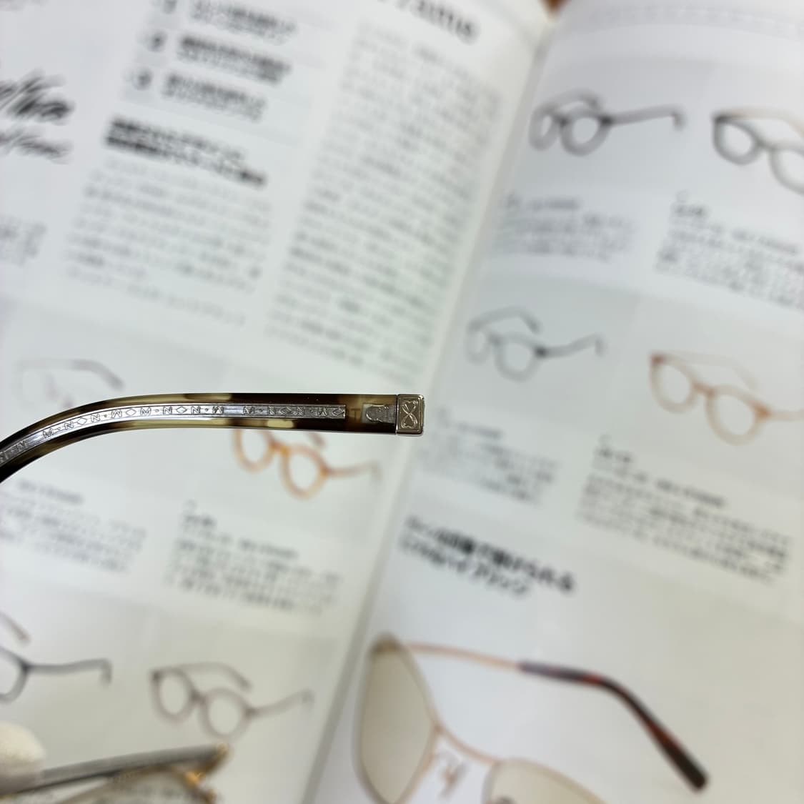 MATSUDA 마츠다 스퀘어 티타늄 엔틱 골드 안경 상품이미지8