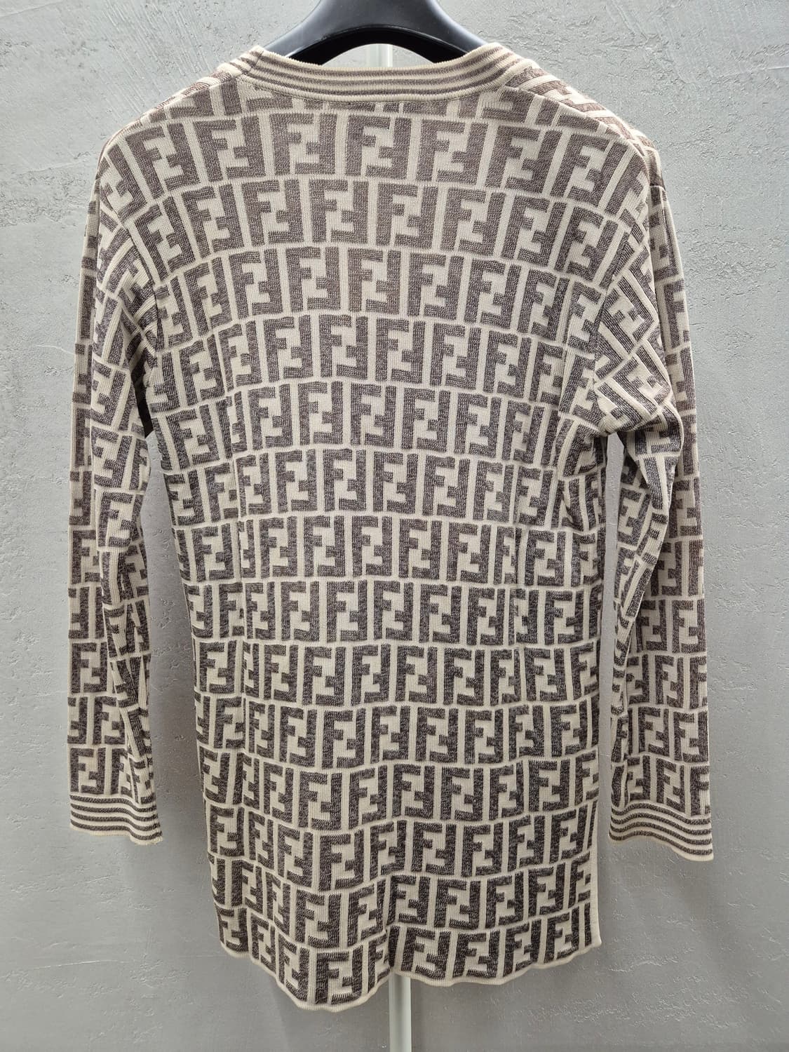 펜디 FF 로고 니트 가디건 베이지 상품이미지6