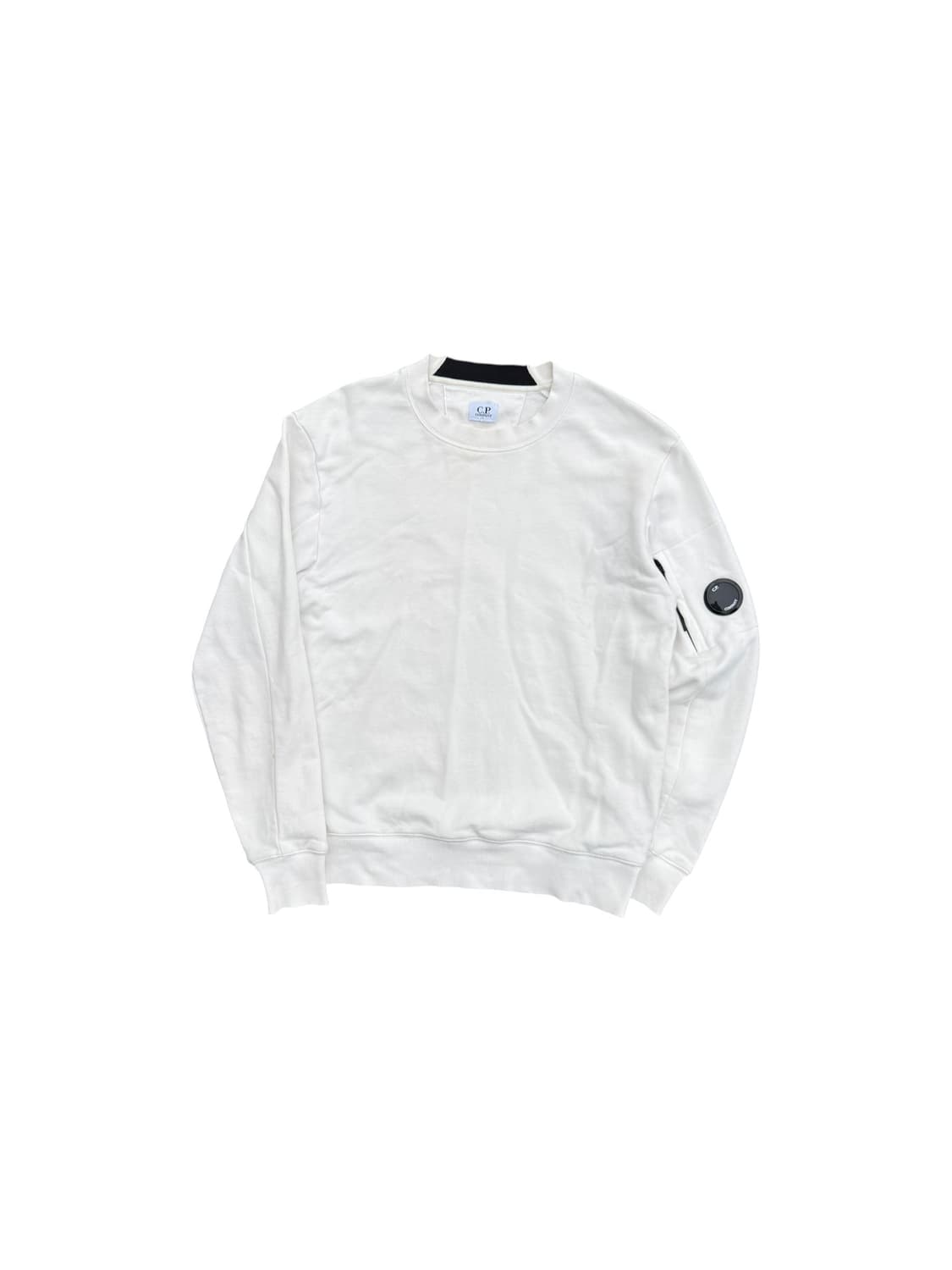 C.P. Company 씨피컴퍼니 렌즈 맨투맨 상품이미지1