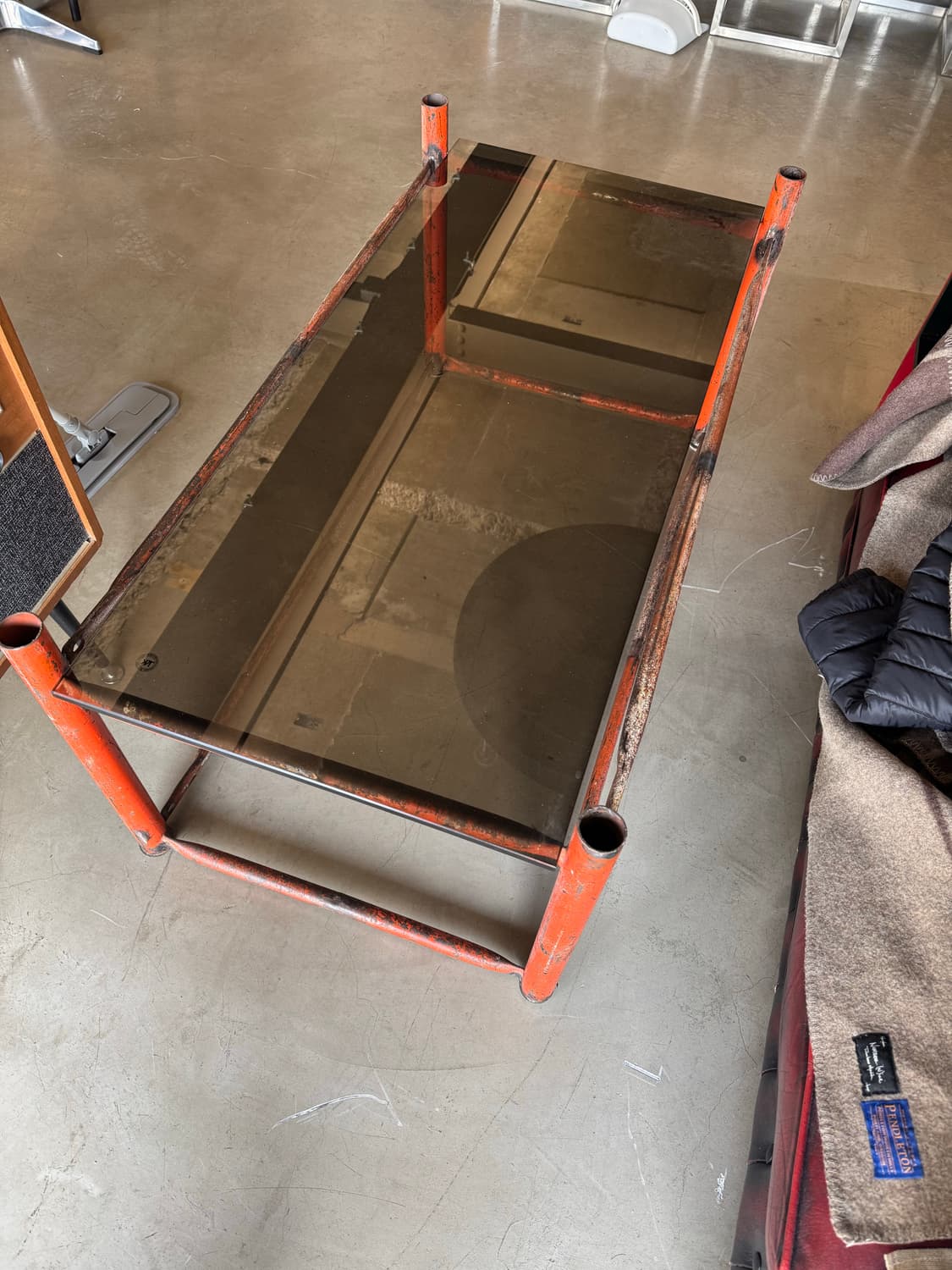 인더스트리얼느낌 유리 테이블 상품이미지7