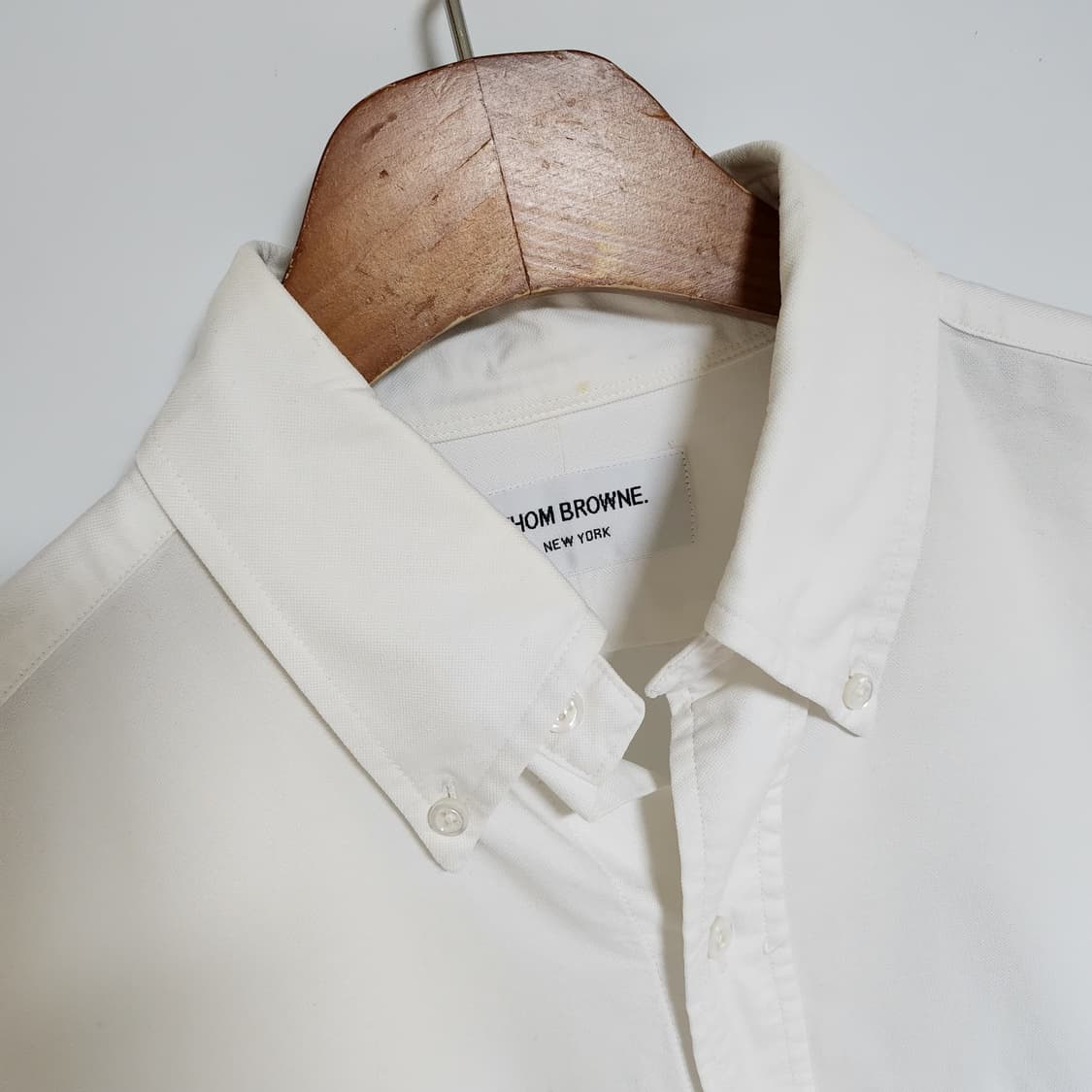 [3] 톰브라운 화이트 암밴드 옥스포드 셔츠 상품이미지10