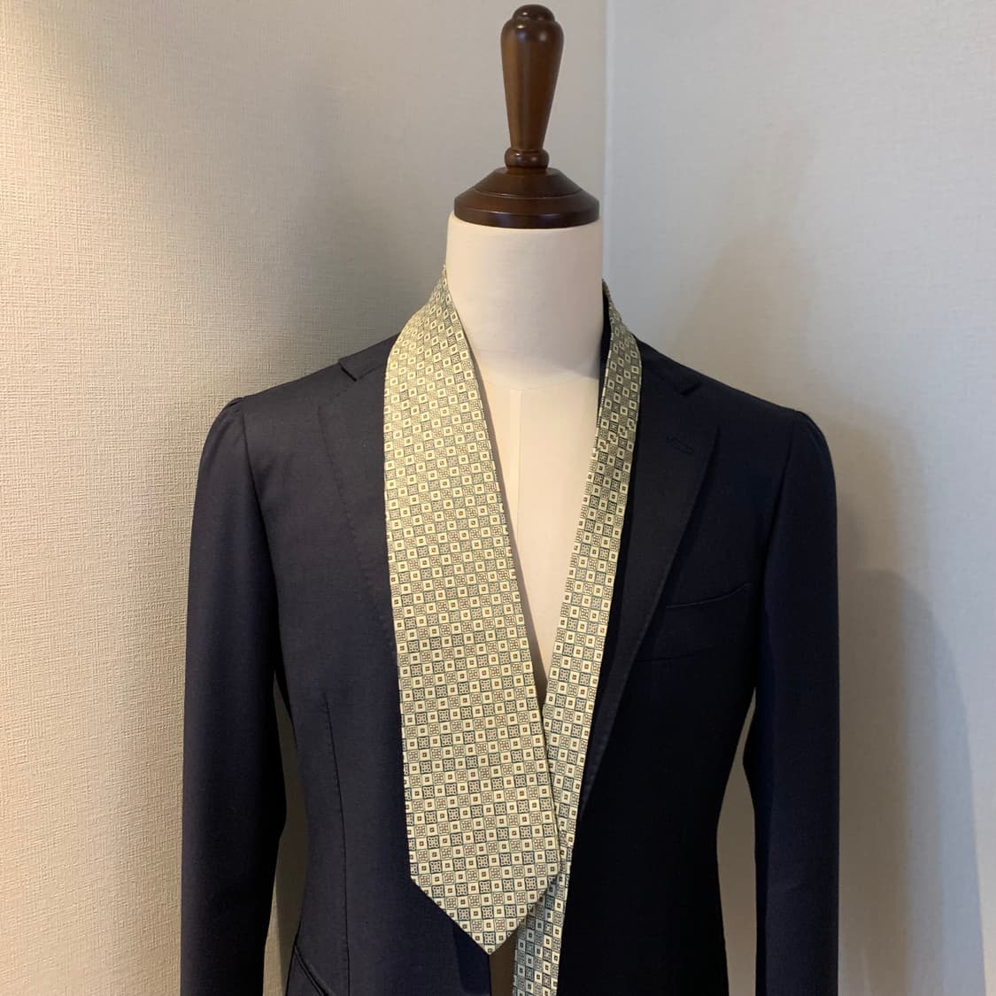 크리스찬 디올(Dior) 명품넥타이 최상급 A+등급 9cm 상품이미지1