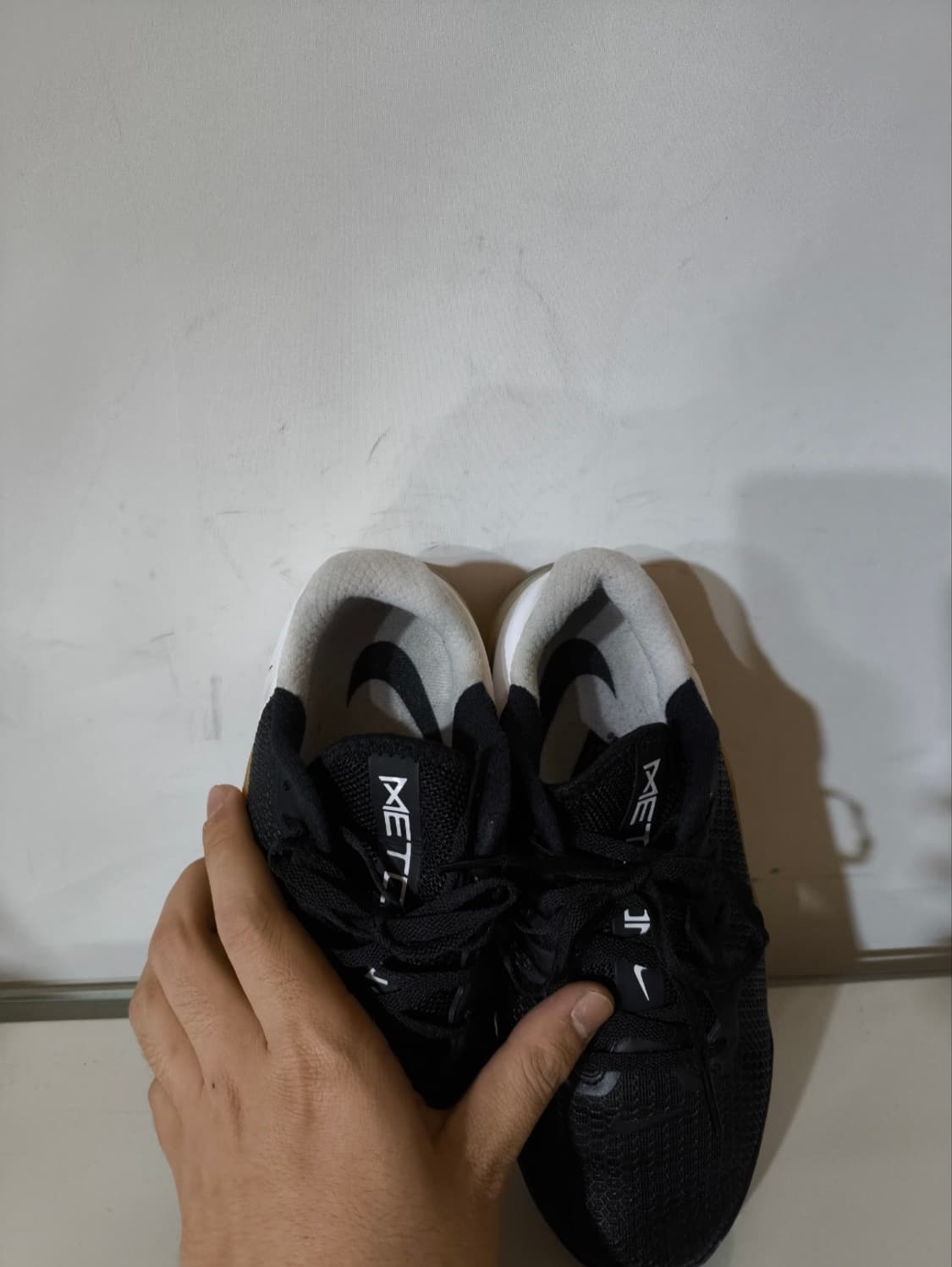 235mm 나이키 메트콘5 블랙검 트레이닝화 크로스핏 상품이미지6