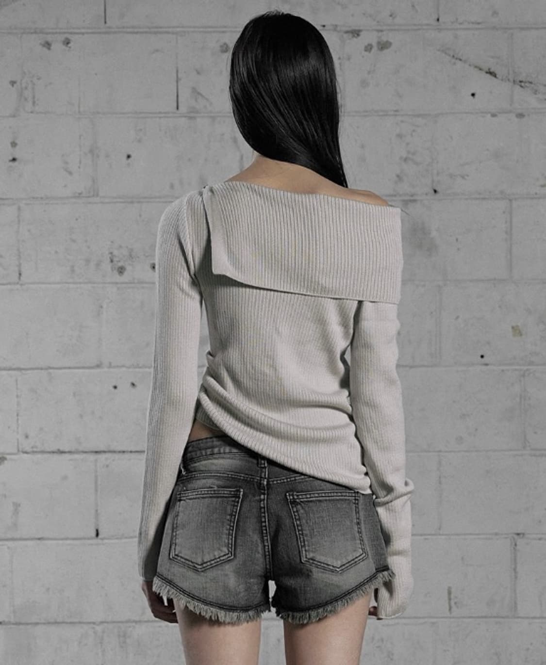 보헴서 OPEN COLLAR UNBALANCED KNIT 상품이미지2