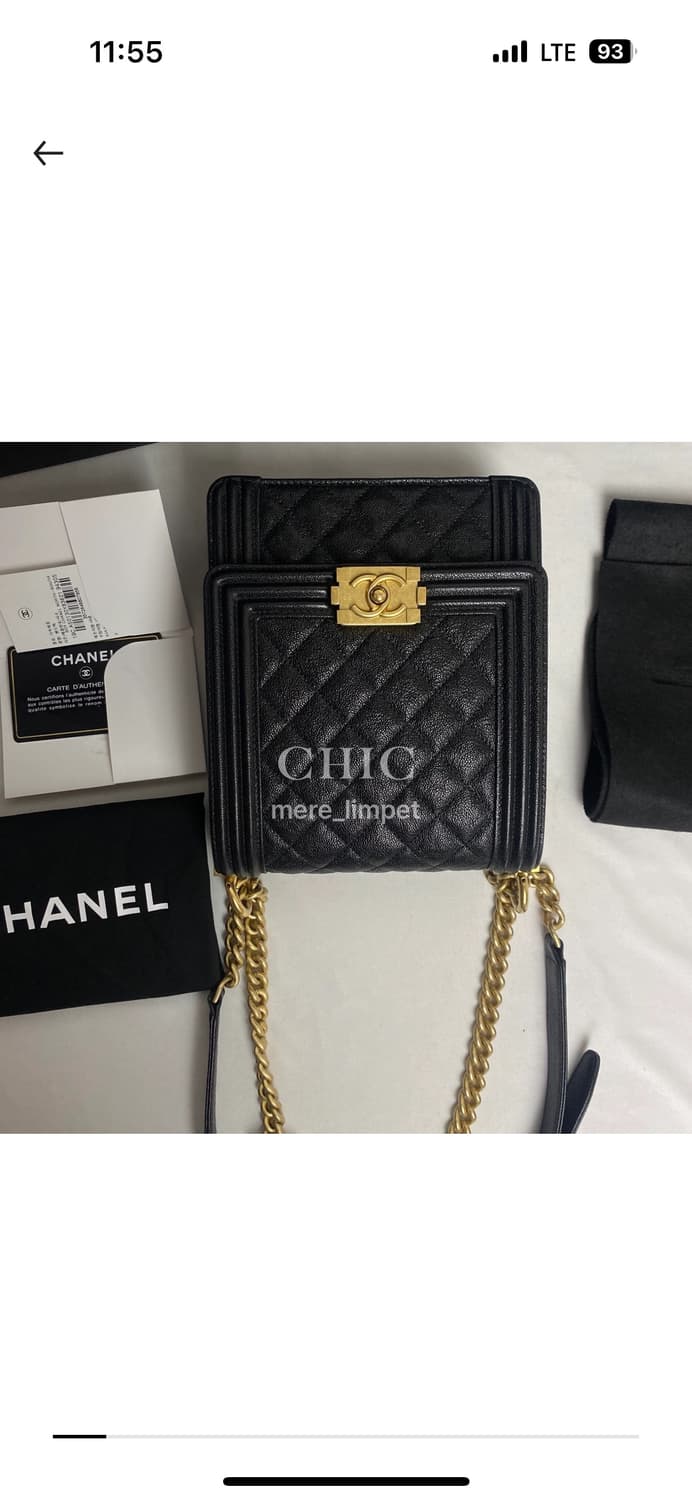 [신품급풀박스]샤넬 보이사첼백 뉴보이 금장 캐비어 한정판 상품이미지1