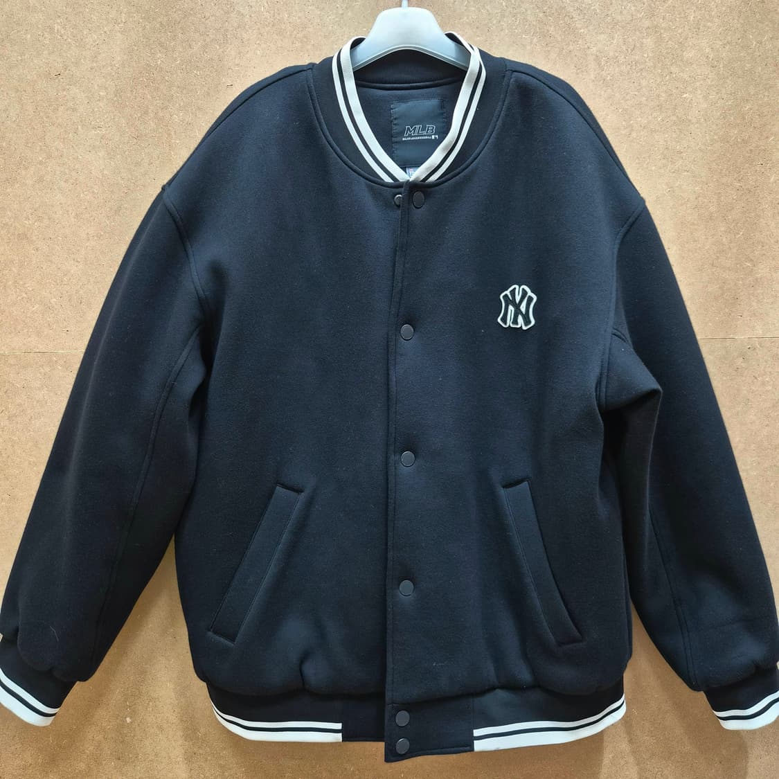MLB 뉴욕양키즈 블랙 바시티 자켓 상품이미지1