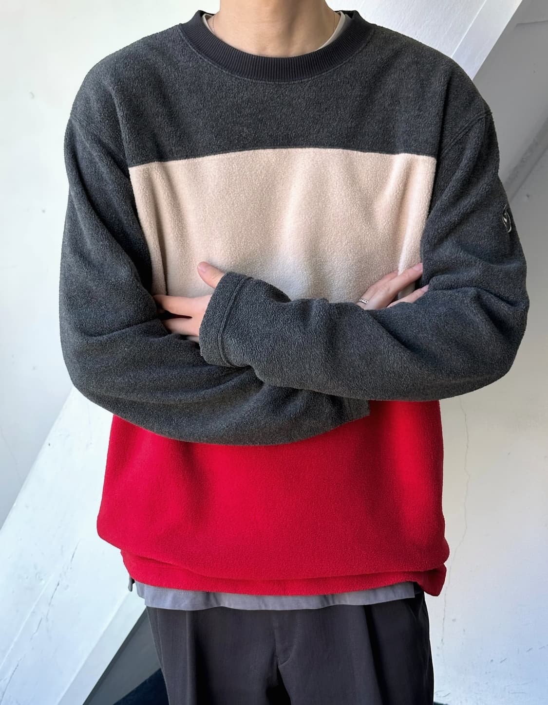 Fleece crew neck panel pullover 상품이미지8