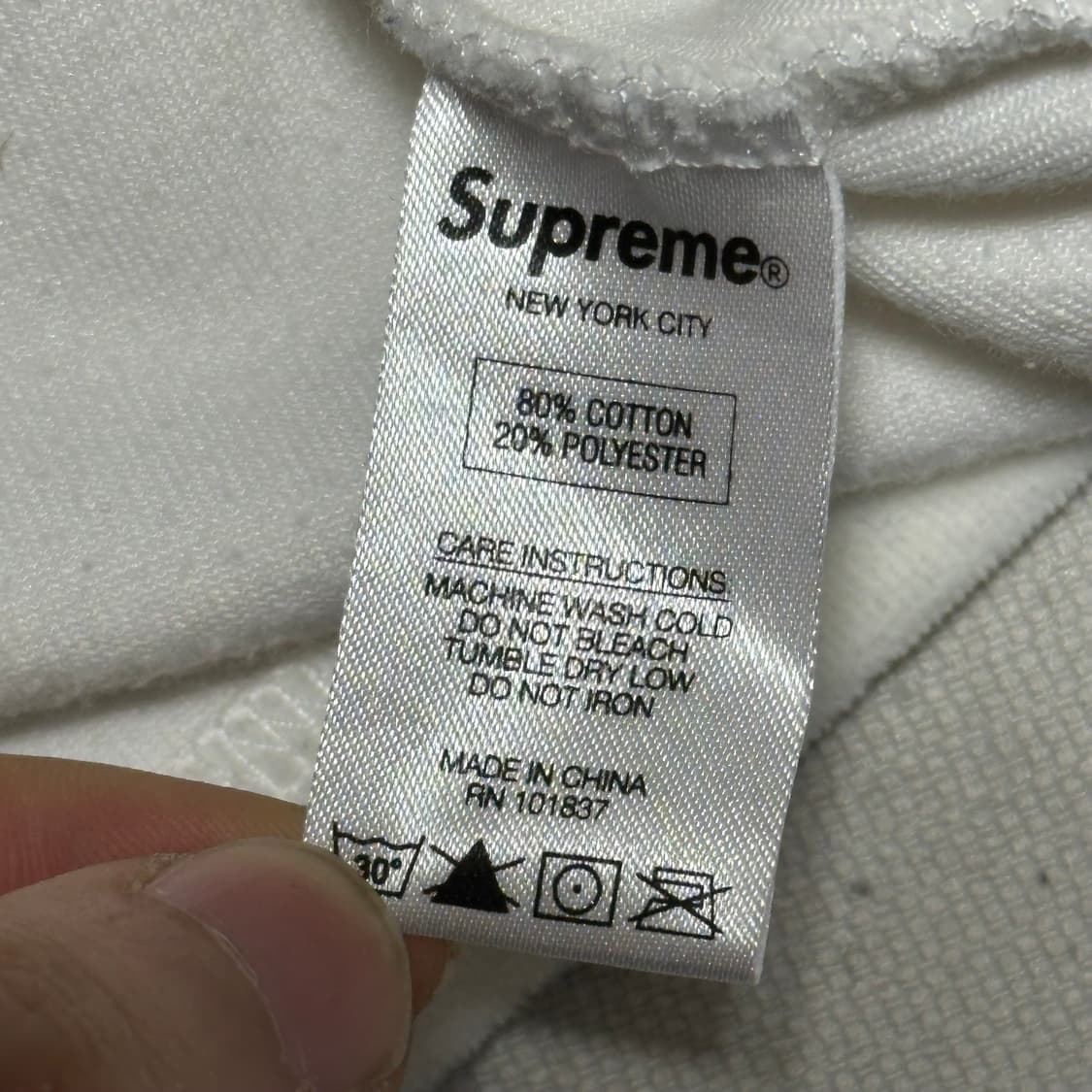 M 슈프림 블루 빅로고 브이넥 반팔 티셔츠 상품이미지6