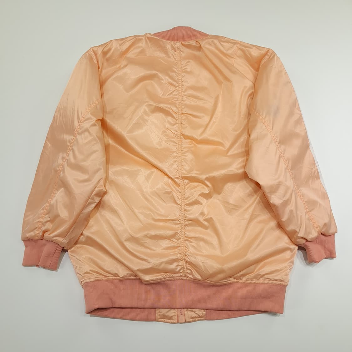 CN892W M 아디다스 오리지널 살몬 핑크 봄버 패딩 상품이미지8