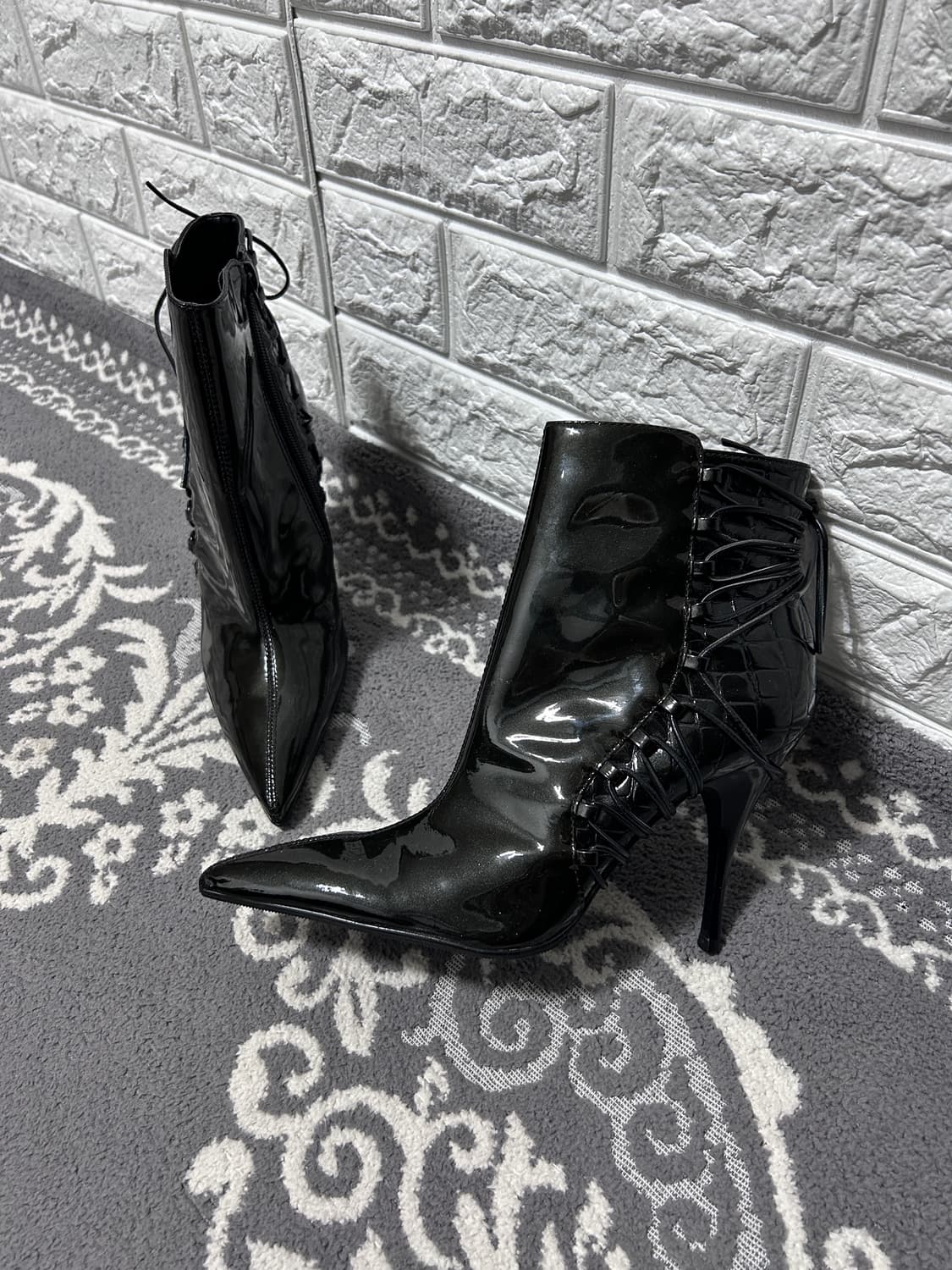 00’s y2k Carlos  파이톤 페이던트 레이스업 힐 상품이미지1