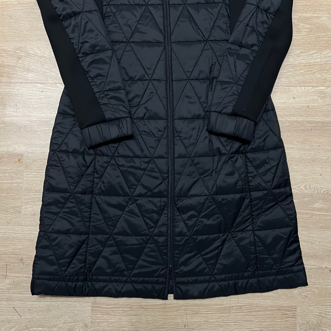 와이드앵글 여성 골프웨어 퀼팅 경량 롱패딩 점퍼 [네이비] S/90 상품이미지3