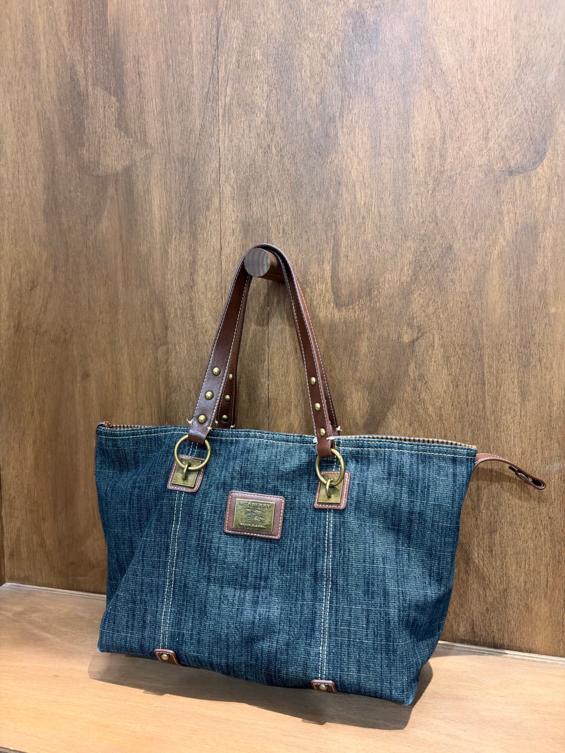 버버리 블루라벨 데님 토트백 상품이미지2