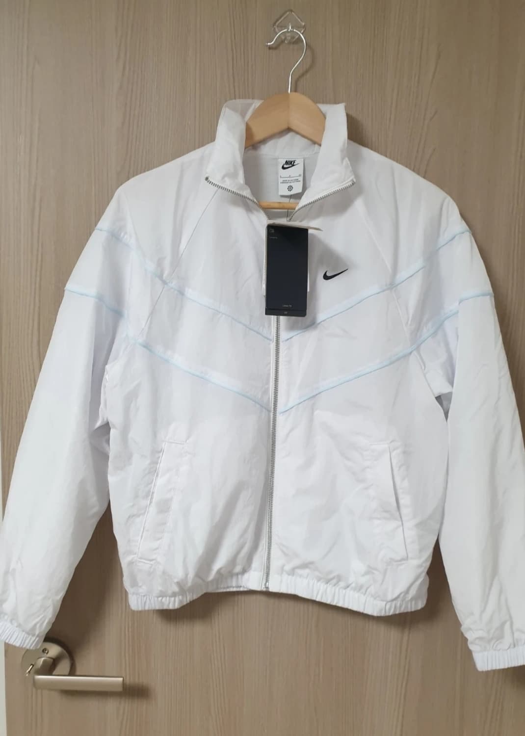 나이키 윈드러너자켓 화이트 여성s 새상품 상품이미지1