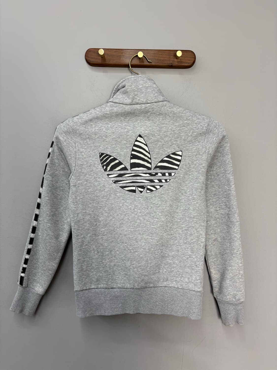 아디다스 그레이 레오파드 패턴 트랙탑 져지 A3190 상품이미지5