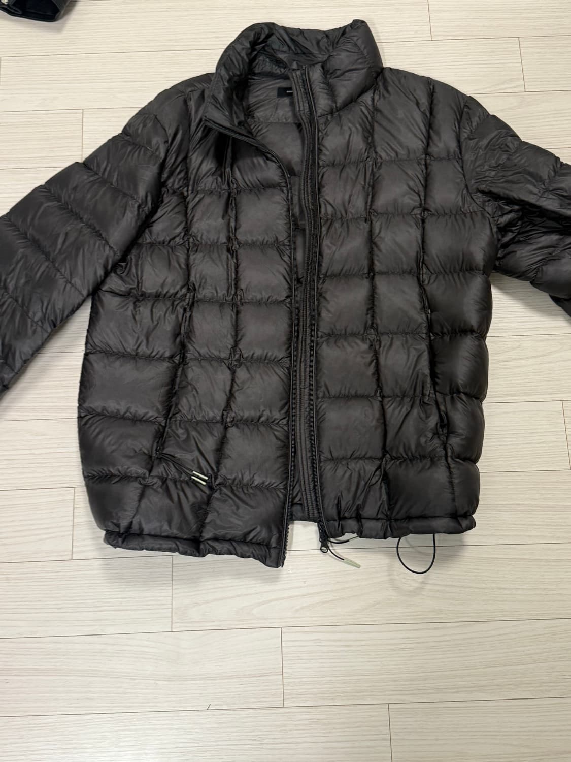 999휴머니티 패딩 3사이즈 상품이미지1