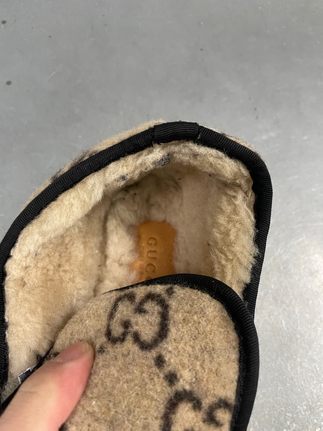 구찌 베이지색 GG 울 홀스빗 로퍼 EU39 상품이미지7