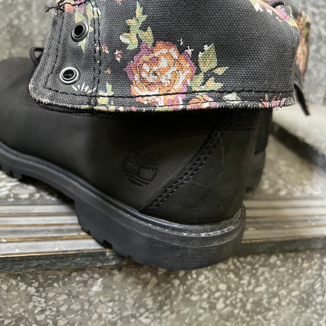 팀버랜드 헤리티지 플로럴 롤탑 워터프루프 부츠 상품이미지7