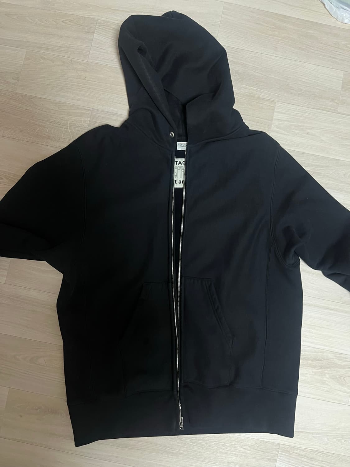 헤리티지플로스 x 헬리녹스 상품이미지2