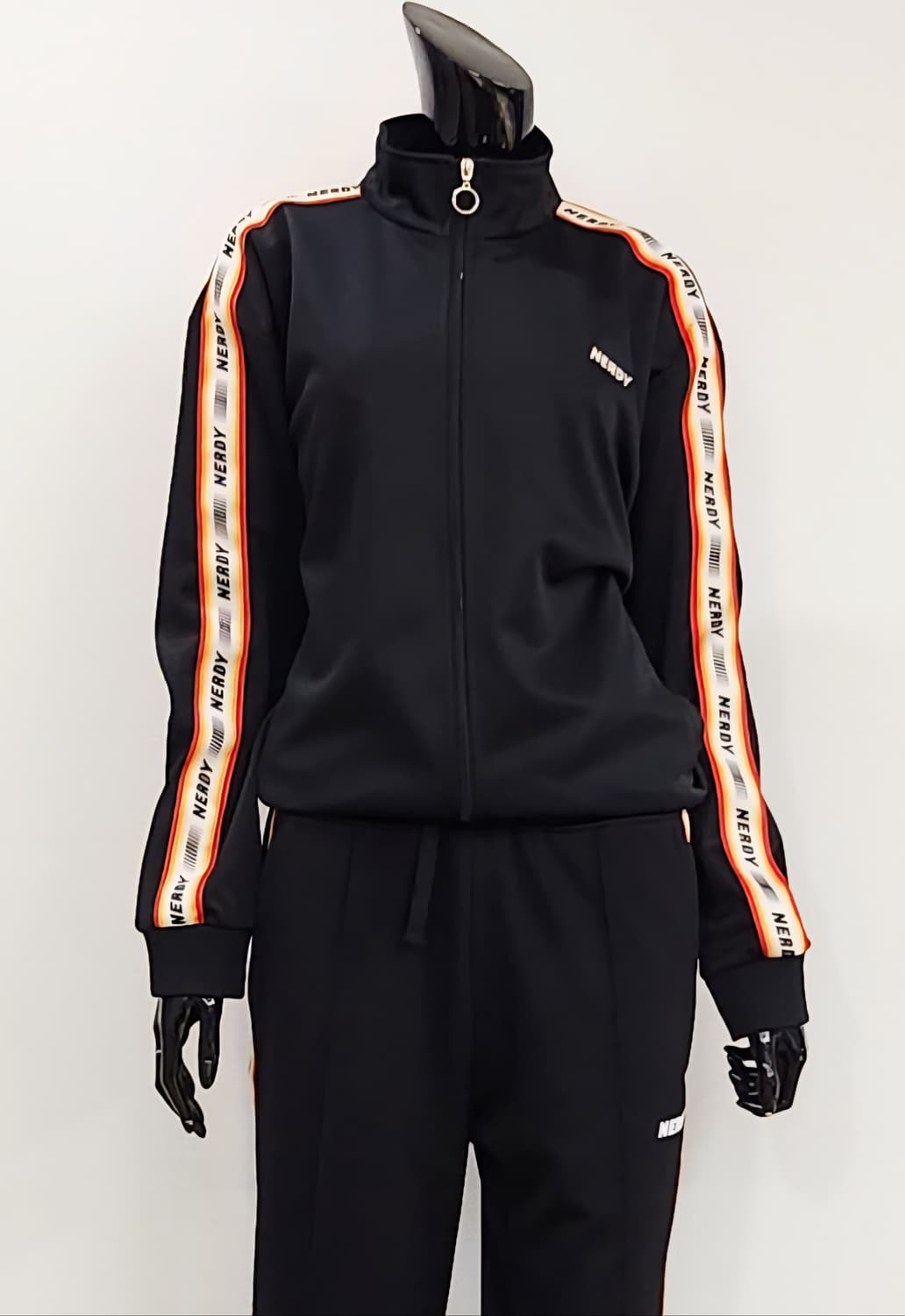 널디 블랙 트레이닝세트  상품이미지1
