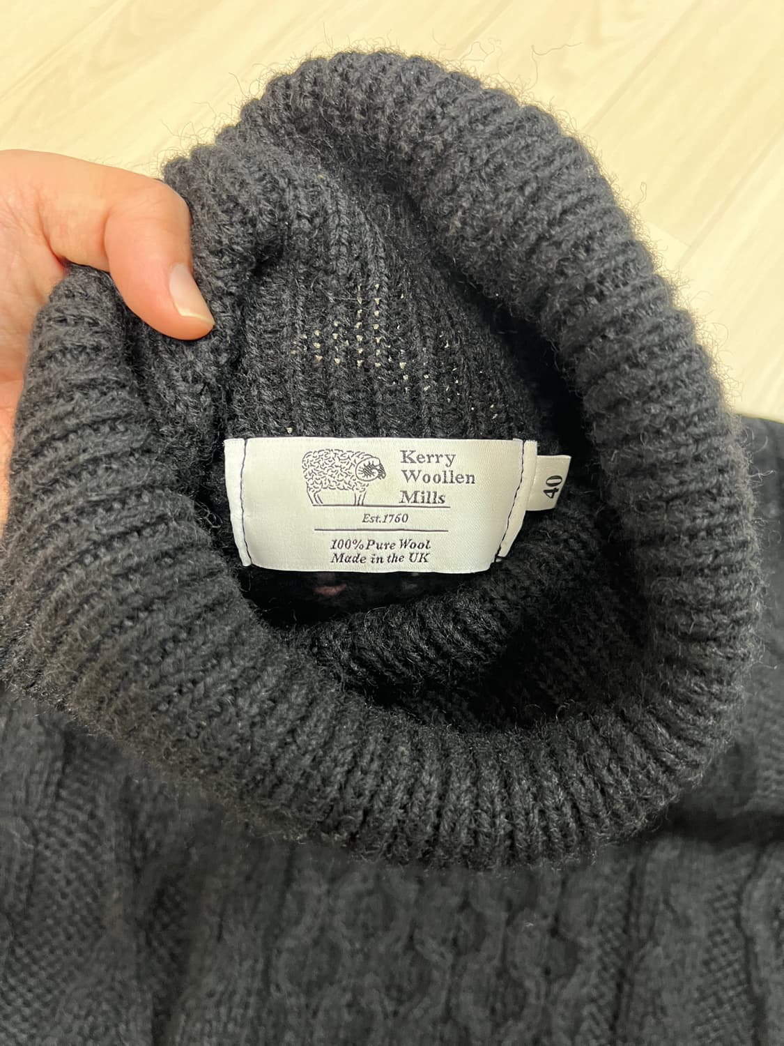 택포3) 케리울른밀즈 퓨어울100 터틀넥 니트 40 상품이미지4