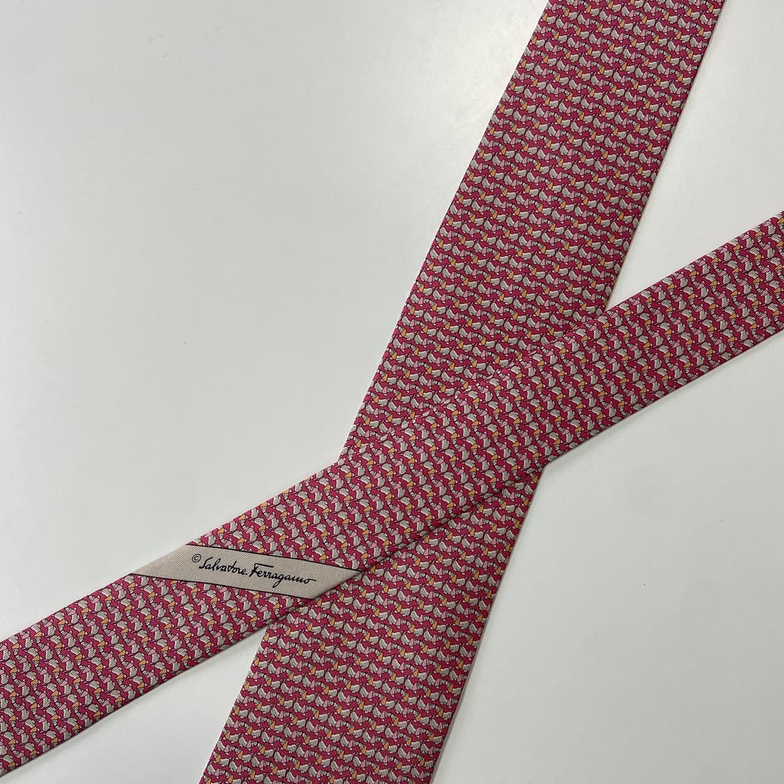 새상품급 페레가모(Ferragamo) 명품 정품 넥타이 7.8cm 상품이미지4