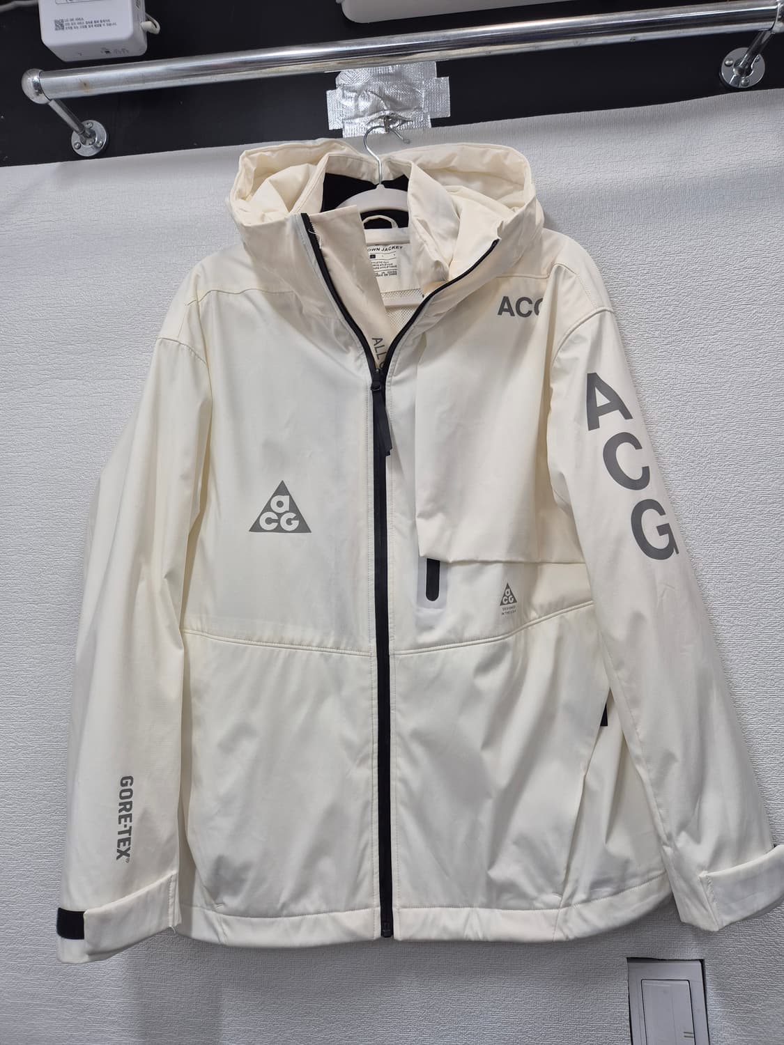 나이키 ACG 고어텍스 윈드쉘 화이트 자켓/ 100(정품) 상품이미지1