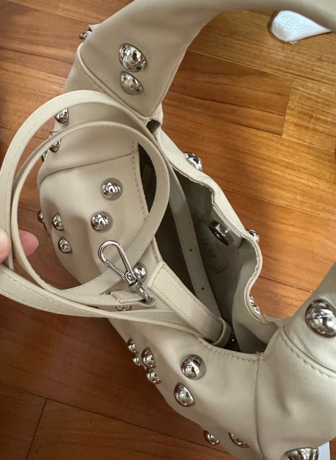 H&M 스터드 가방 상품이미지2