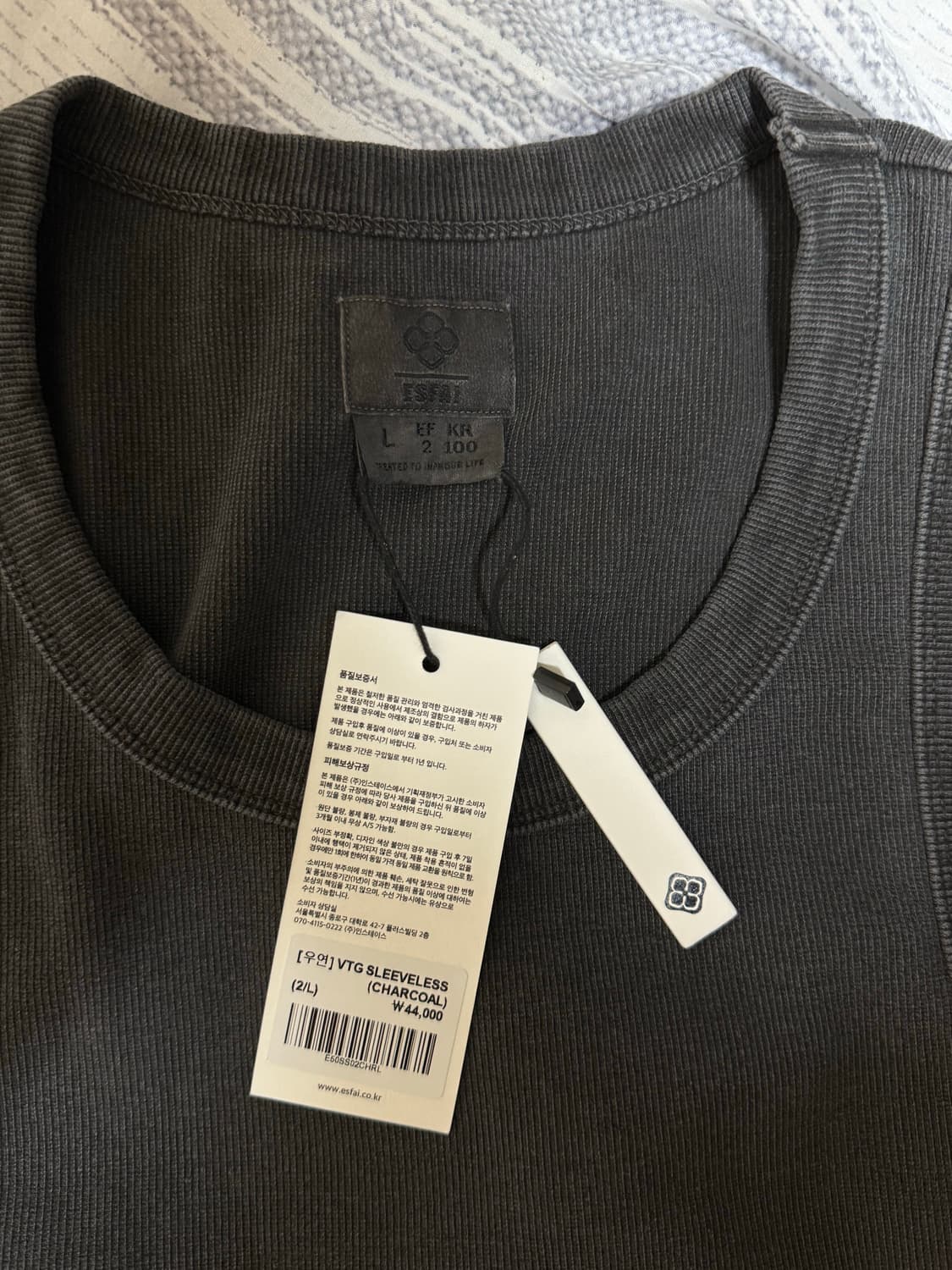 (L, 새상품) 우연 X 에스파이 VTG 슬리브리스 차콜 V1 상품이미지4