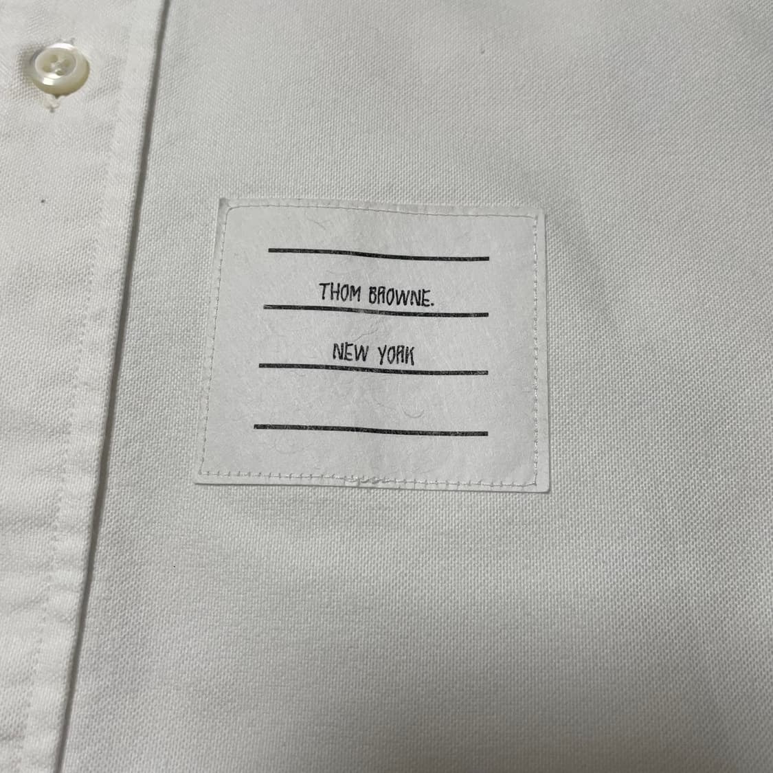 정품 2) 톰브라운 옥스포드 암밴드 삼선 셔츠 상품이미지5