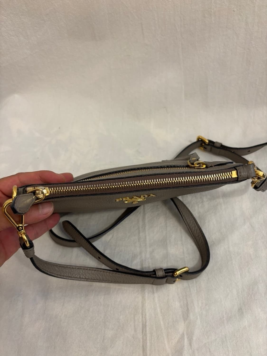 프라다 비텔로 다이노 크로스백 가방 상품이미지6