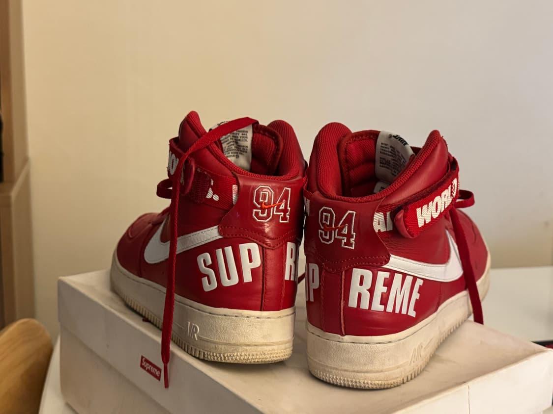 285) 나이키 슈프림 에어포스1 하이 레드 상품이미지2