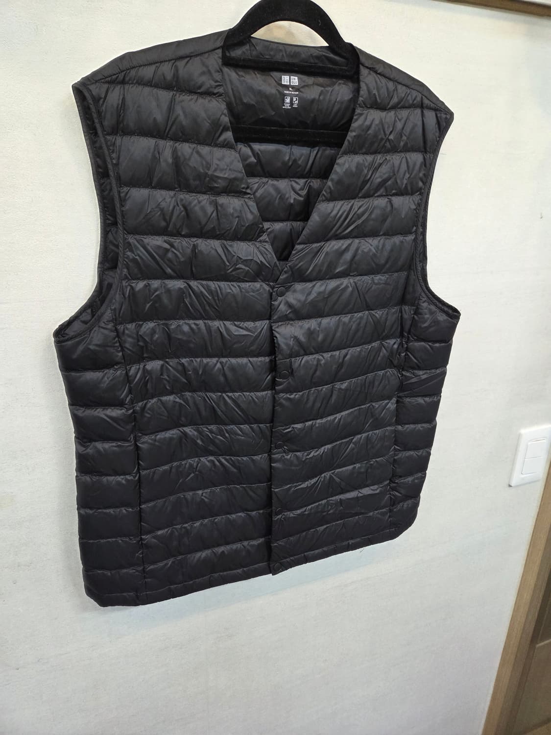 유니클로 경량 패딩조끼 xl 상품이미지4