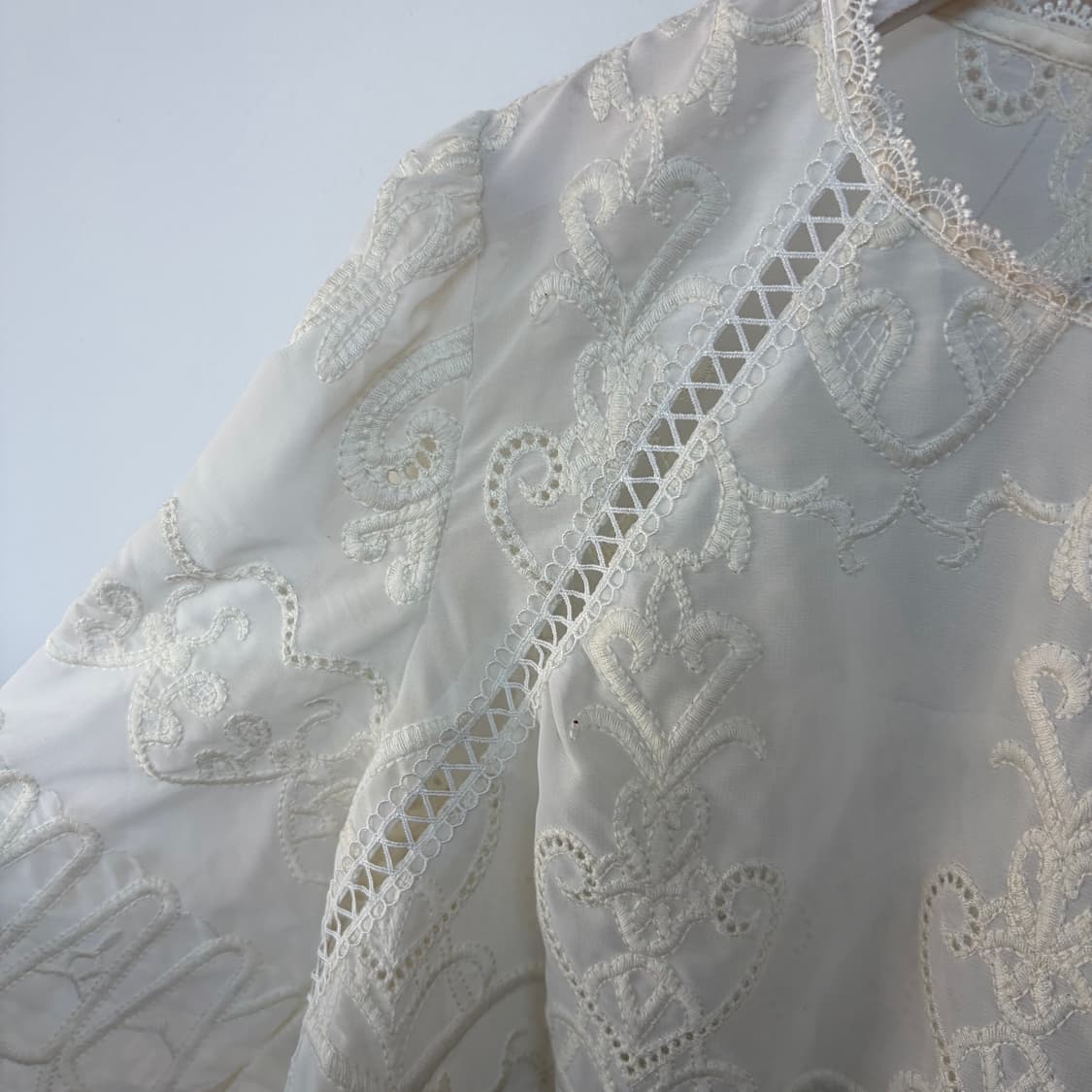 안나수이 아이보리 레이스 블라우스 상품이미지7