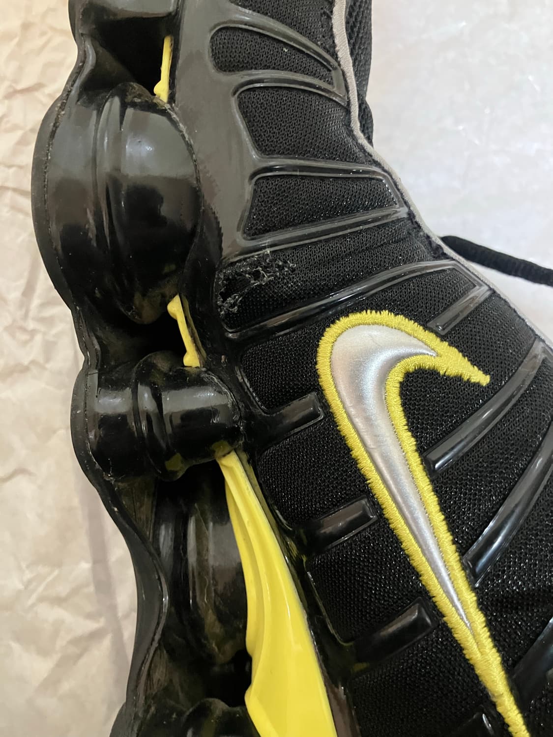 나이키 샥스 다이나믹 옐로우 270 상품이미지5