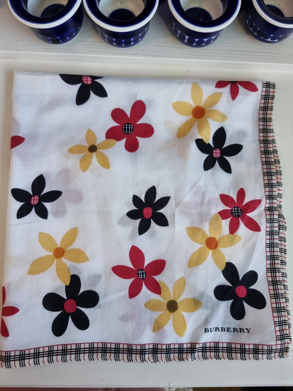 버버리 플라워 패턴 스카프 상품이미지4