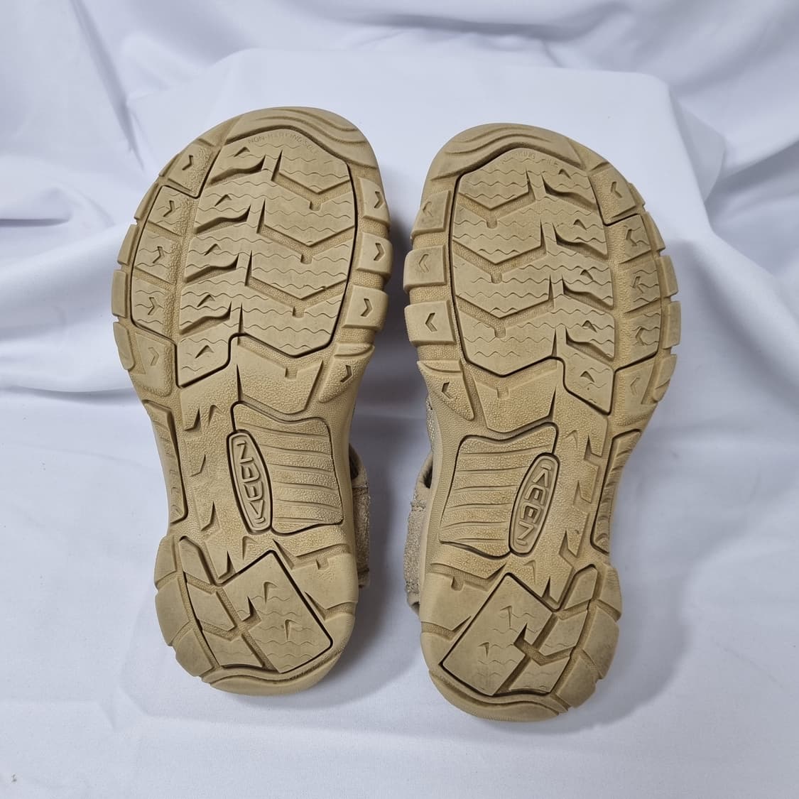 235 킨 keen 뉴 포트 H2 모노크롬 사파리 샌들 슬리퍼 상품이미지5