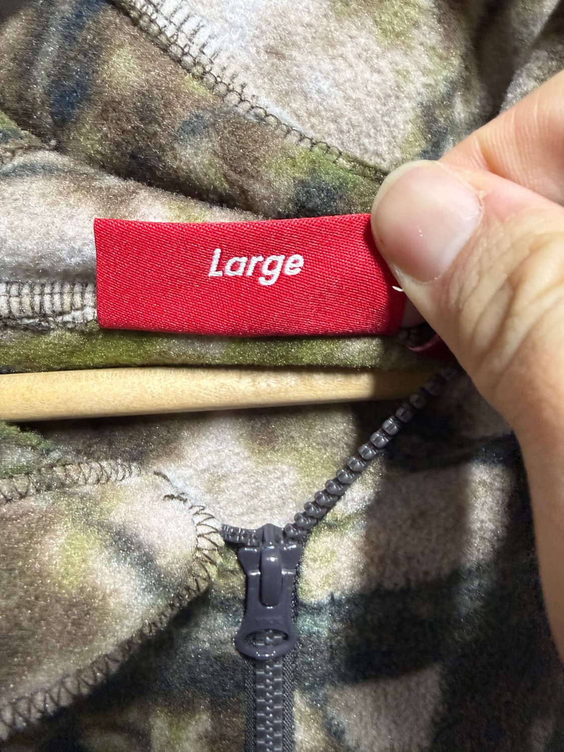 슈프림 폴라텍 카모 하프집업 후드 L 사이즈 상품이미지2